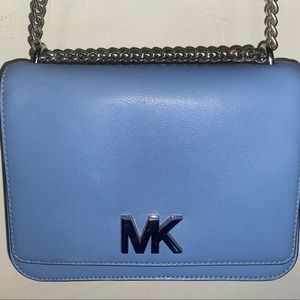 Michael kors body cross